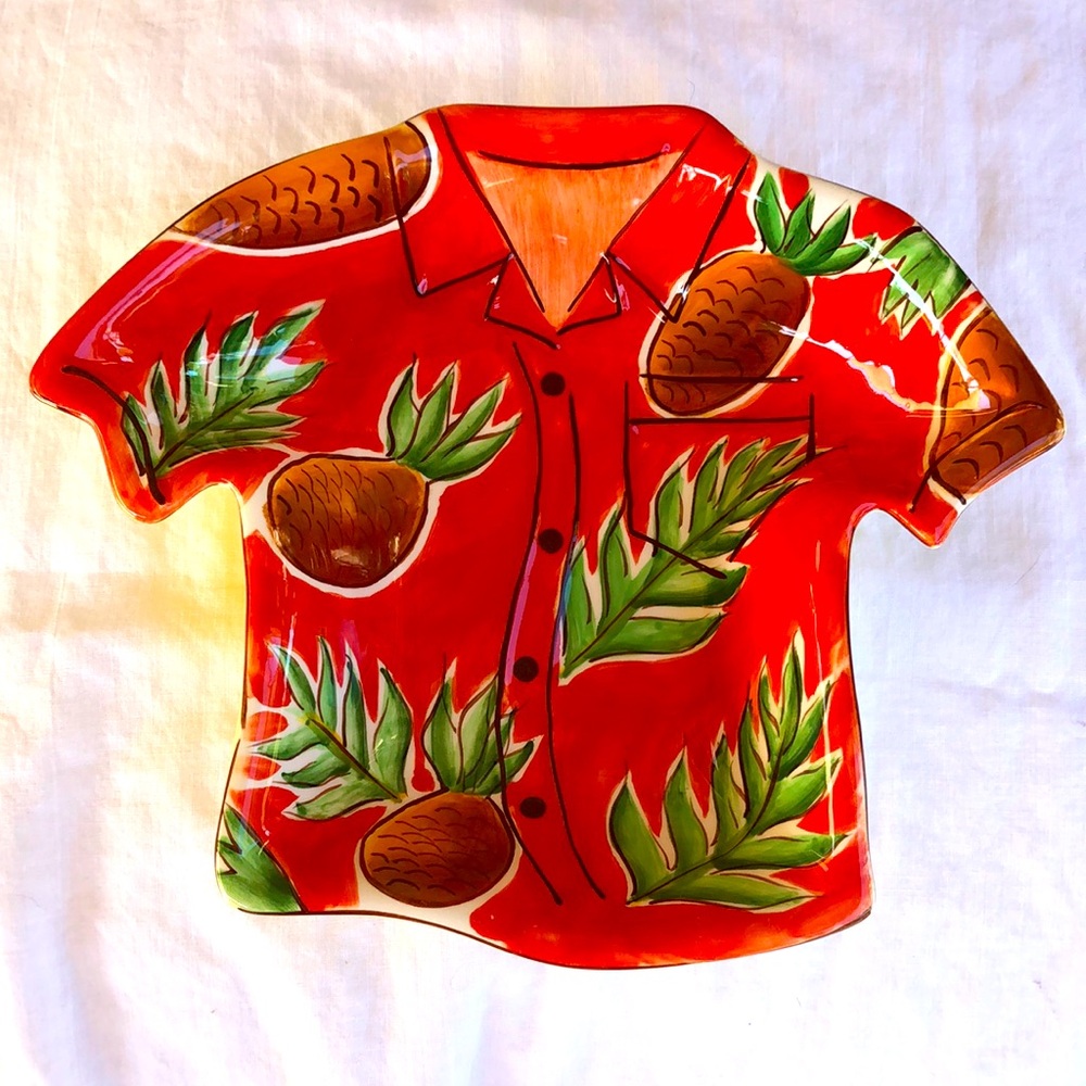 Clay Art Ceramic Hawaiian Tropical Shirt Serving Dish w/Pineapple & Leafs Design